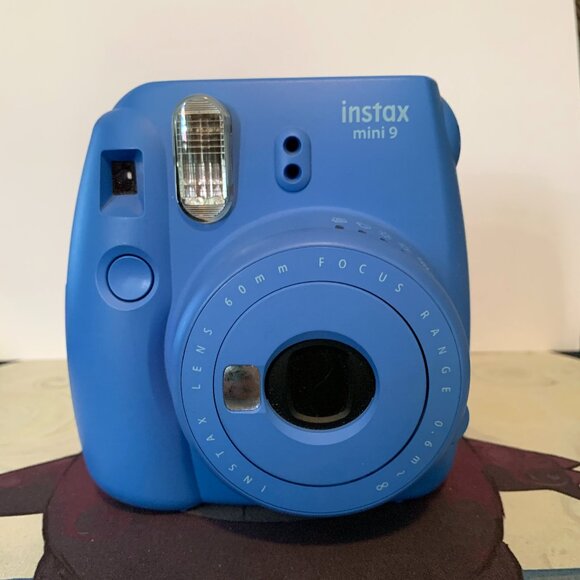 FUJIFILM Instax Mini 9 Instant Film Camera - Picture 1 of 2